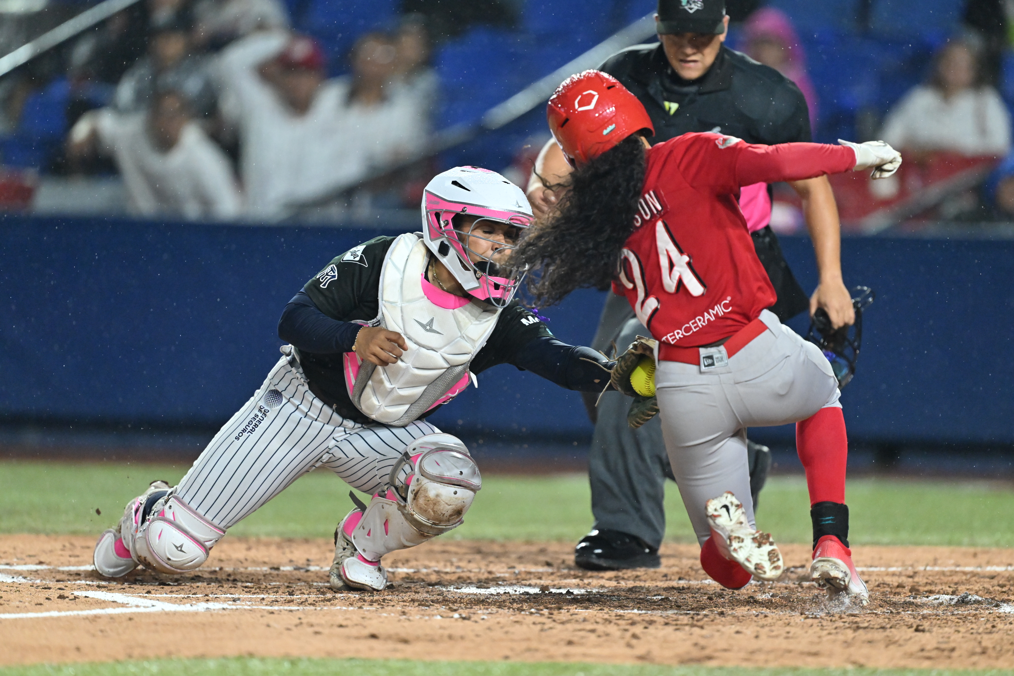 Janae Jefferson Rompe Tres Récords y Rachel García Domina Desde el Círculo: Así Cerró la Temporada Regular de la Liga Mexicana de Softbol 2026
