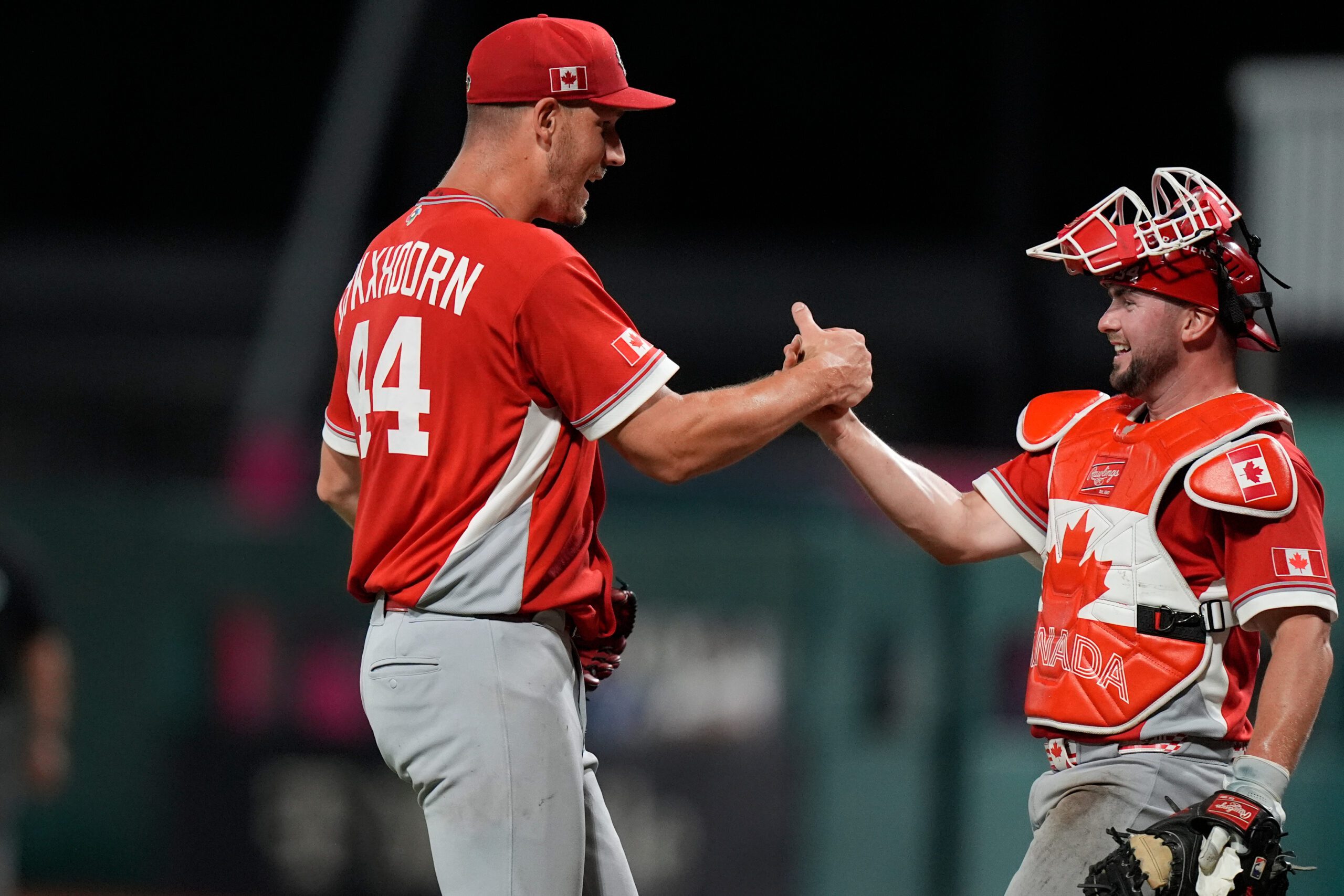 Canadá Hace Historia: Gana el Grupo A y Clasifica a Cuartos de Final por Primera Vez en el Clásico Mundial