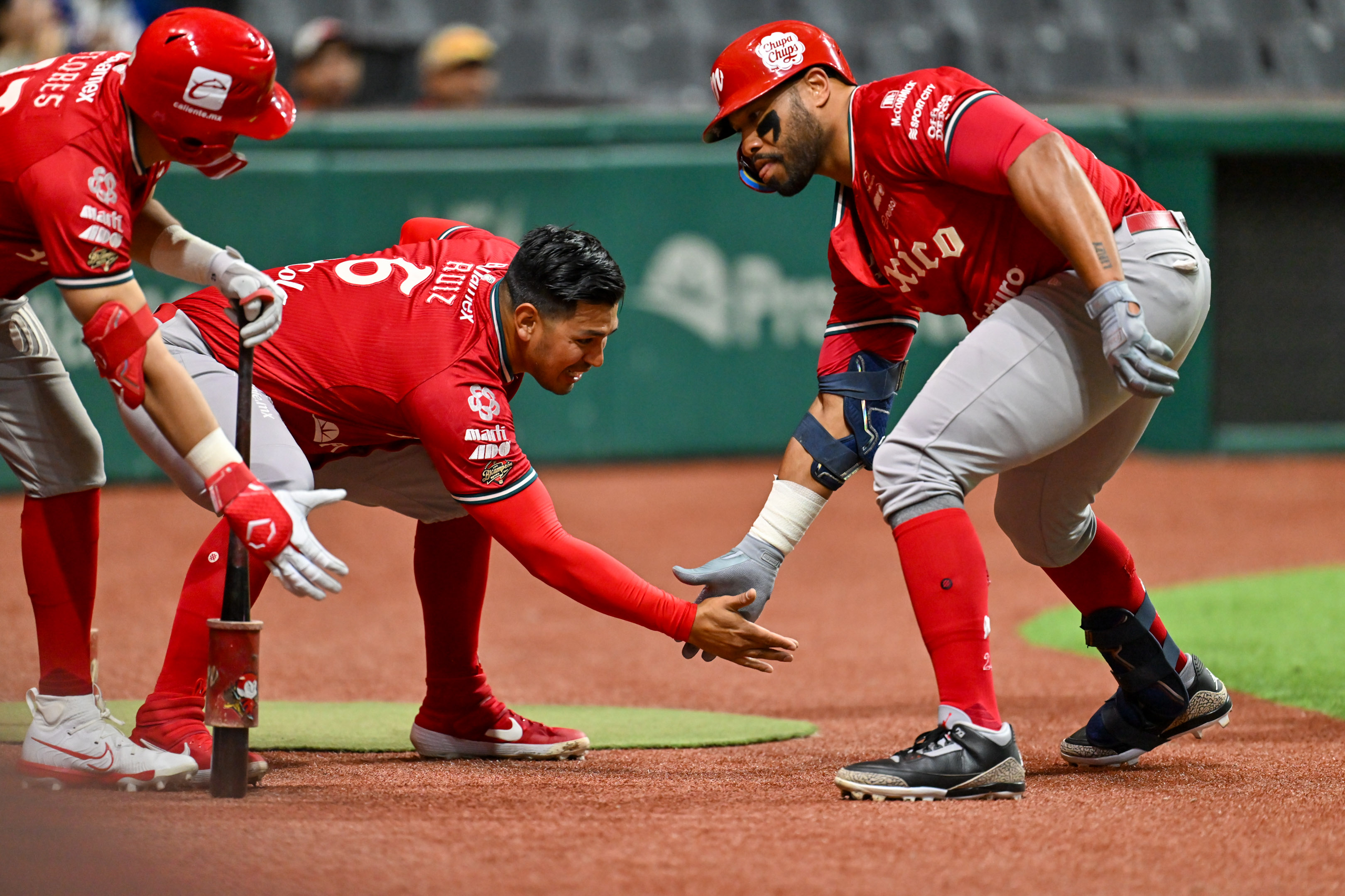 Diablos Rojos vence 10-6 a Dantos y consigue su primera victoria en la Baseball Champions League 2026