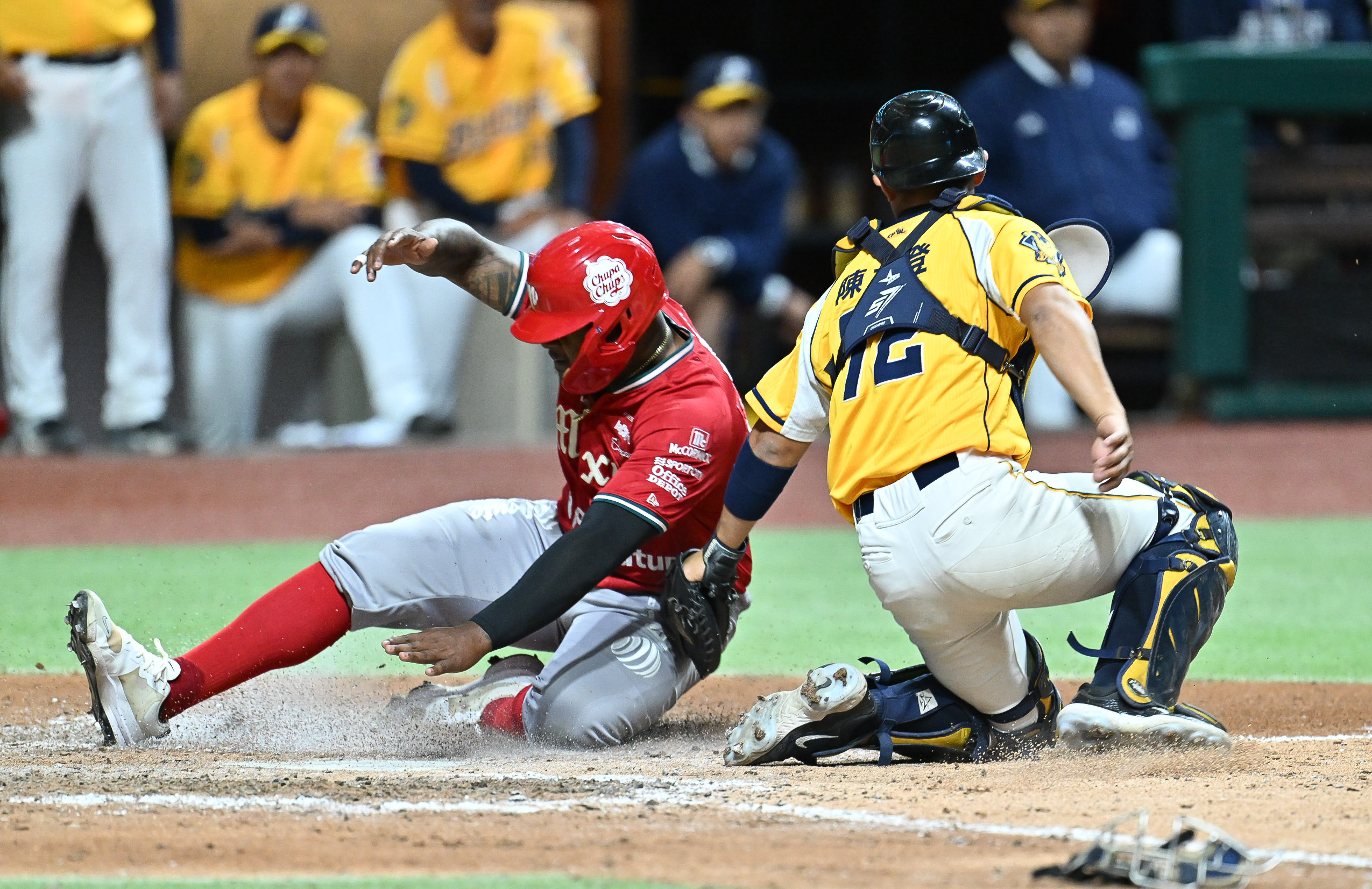 Diablos Rojos aplasta 12-4 a los CTBC Brothers con grand slam de Singleton y se acerca a la final de la BCL