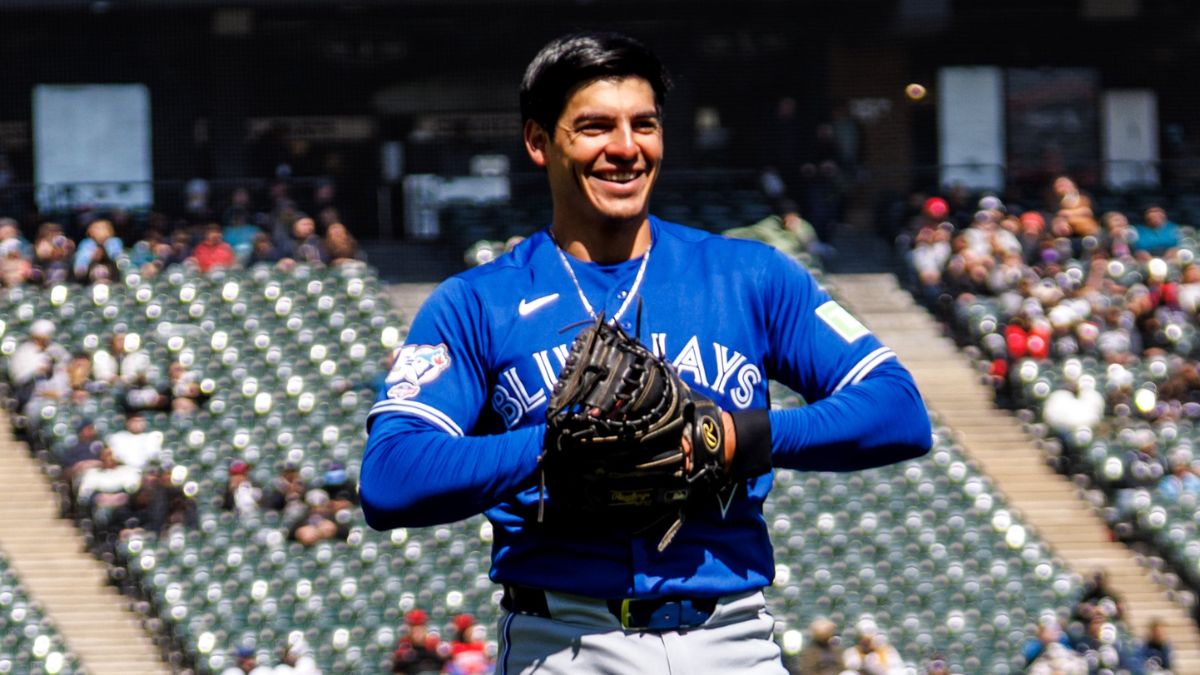 Brandon Valenzuela Debuta en Grandes Ligas: Hit en Su Primer Turno con los Blue Jays