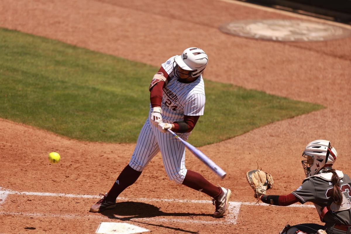 Lunes de College Softbol: Oklahoma recupera el No. 1 y Perez firma barrida histórica con los Aggies