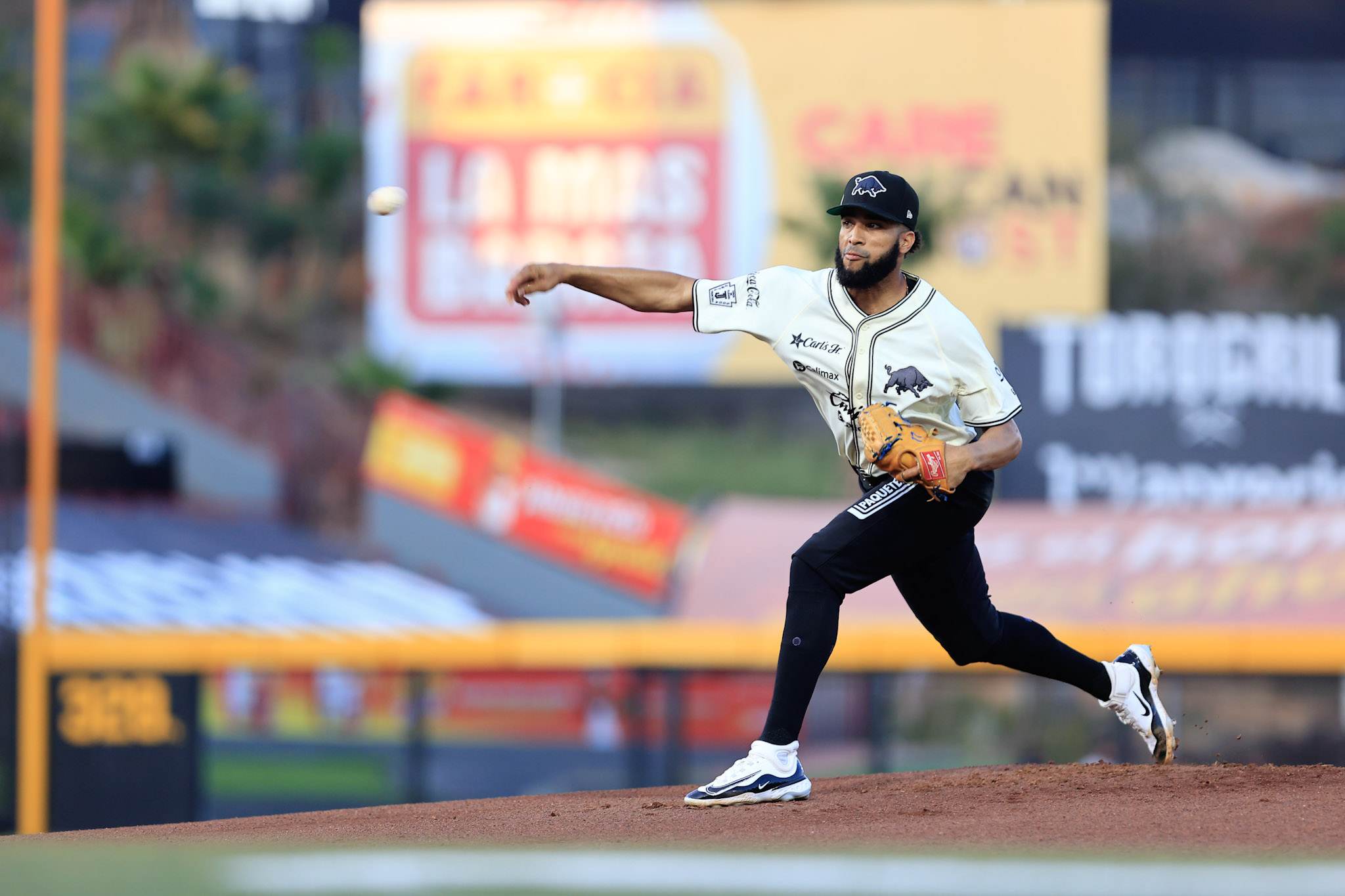 LMB Banorte: Toros y Diablos aprietan el paso mientras la pelea por los playoffs entra en zona caliente