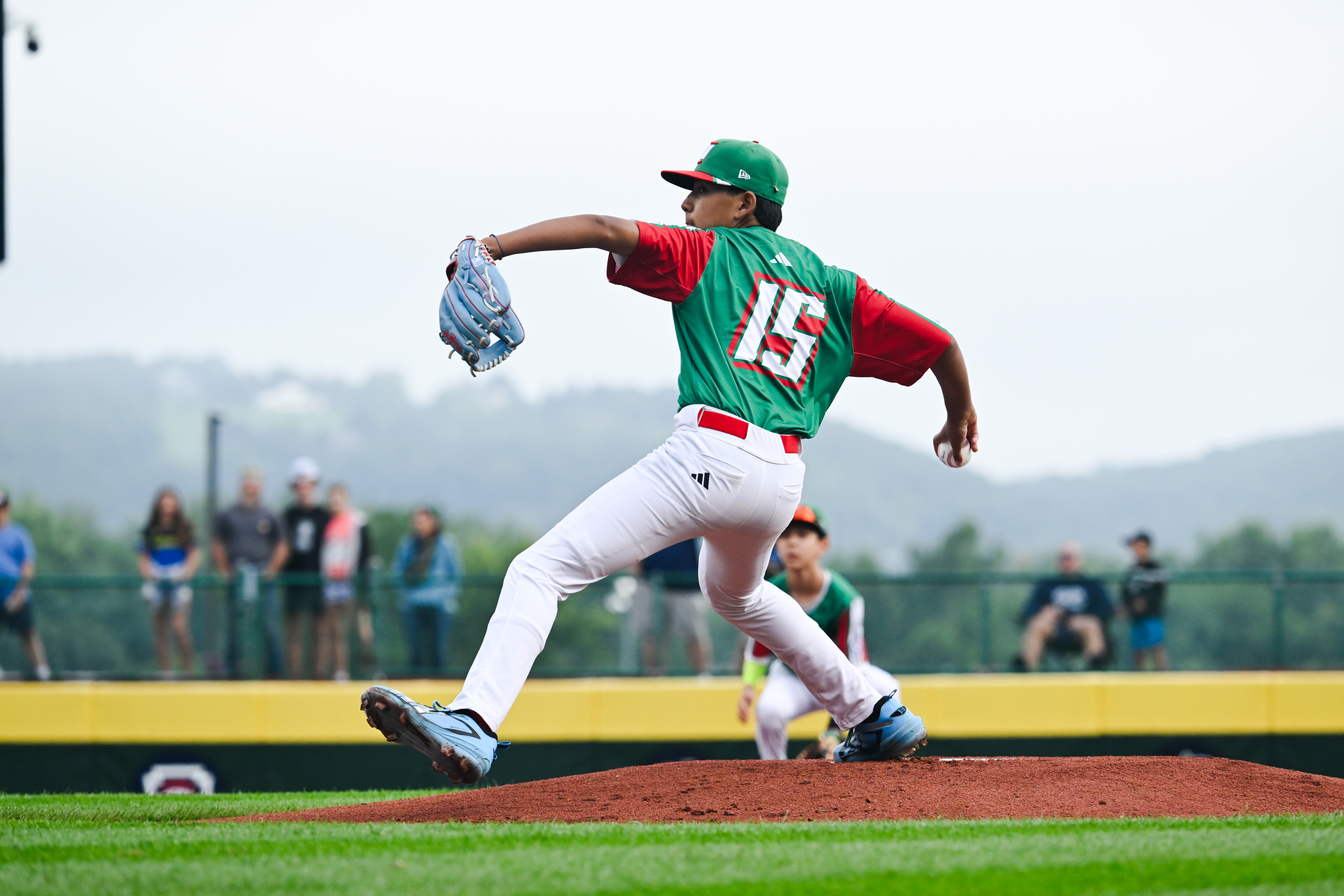 México doblega 7-1 a Australia en su debut madrugador de la Serie Mundial de Ligas Pequeñas