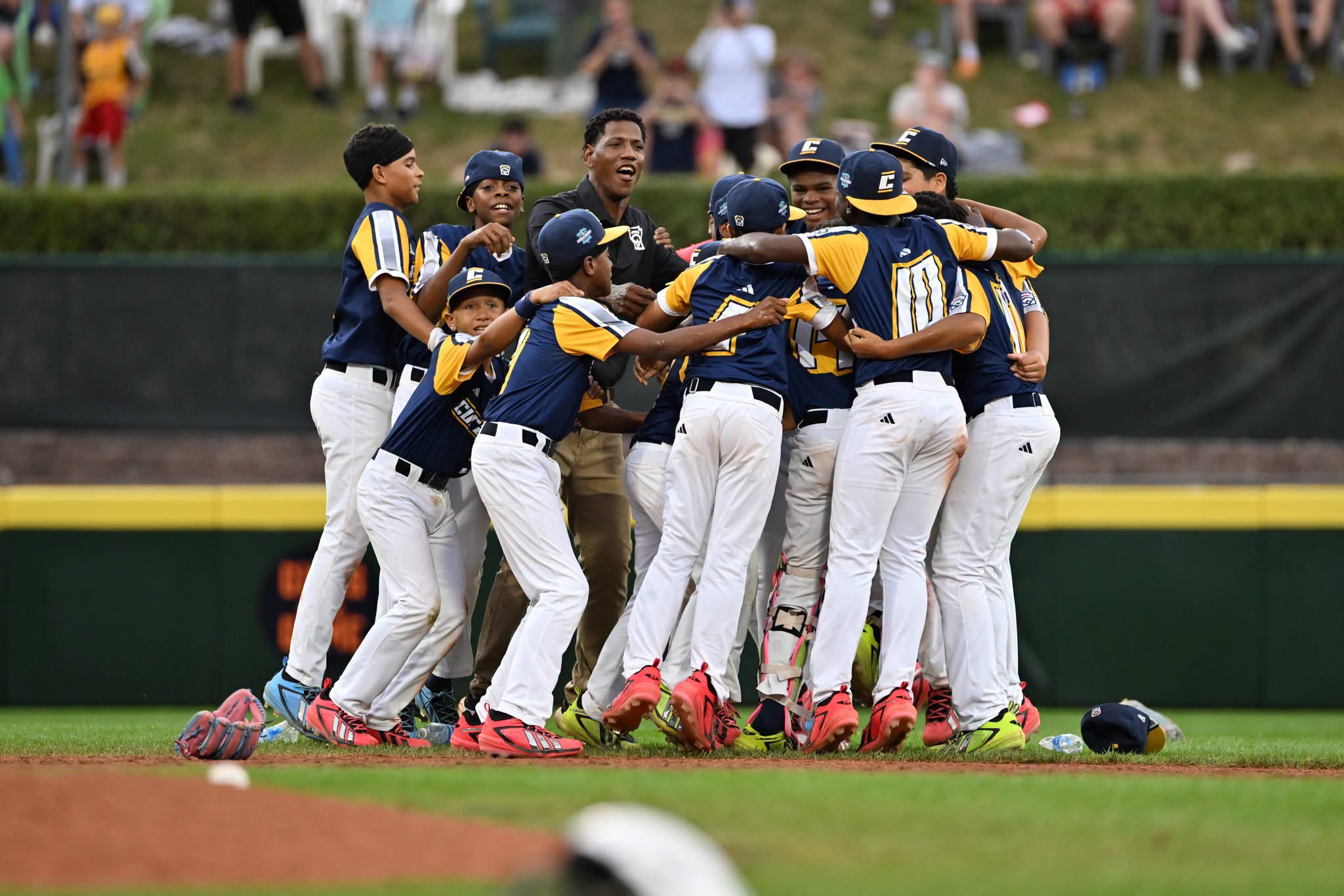 Curazao es campeón del mundo: somete 11-2 a Nevada y conquista la Serie Mundial de Ligas Pequeñas 22 años después