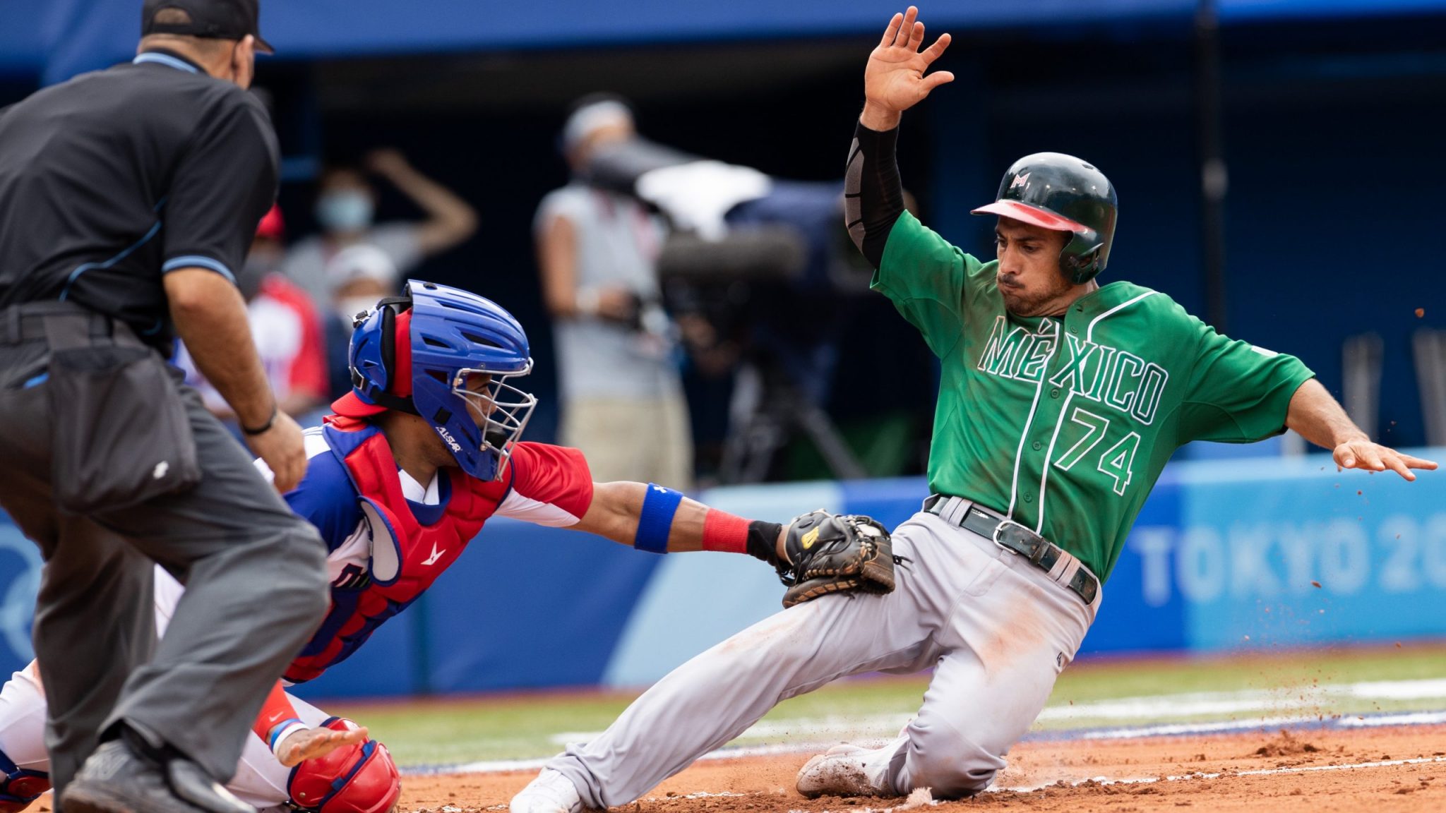 México debuta en el beisbol olímpico y cae ante Dominicana