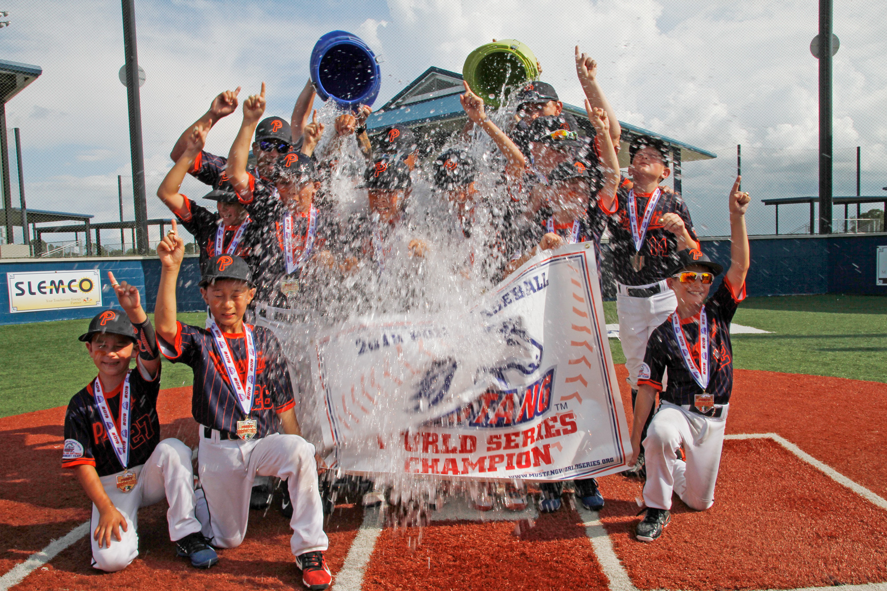 Placentia, California derrota a México en el Final de la Serie Mundial Mustang