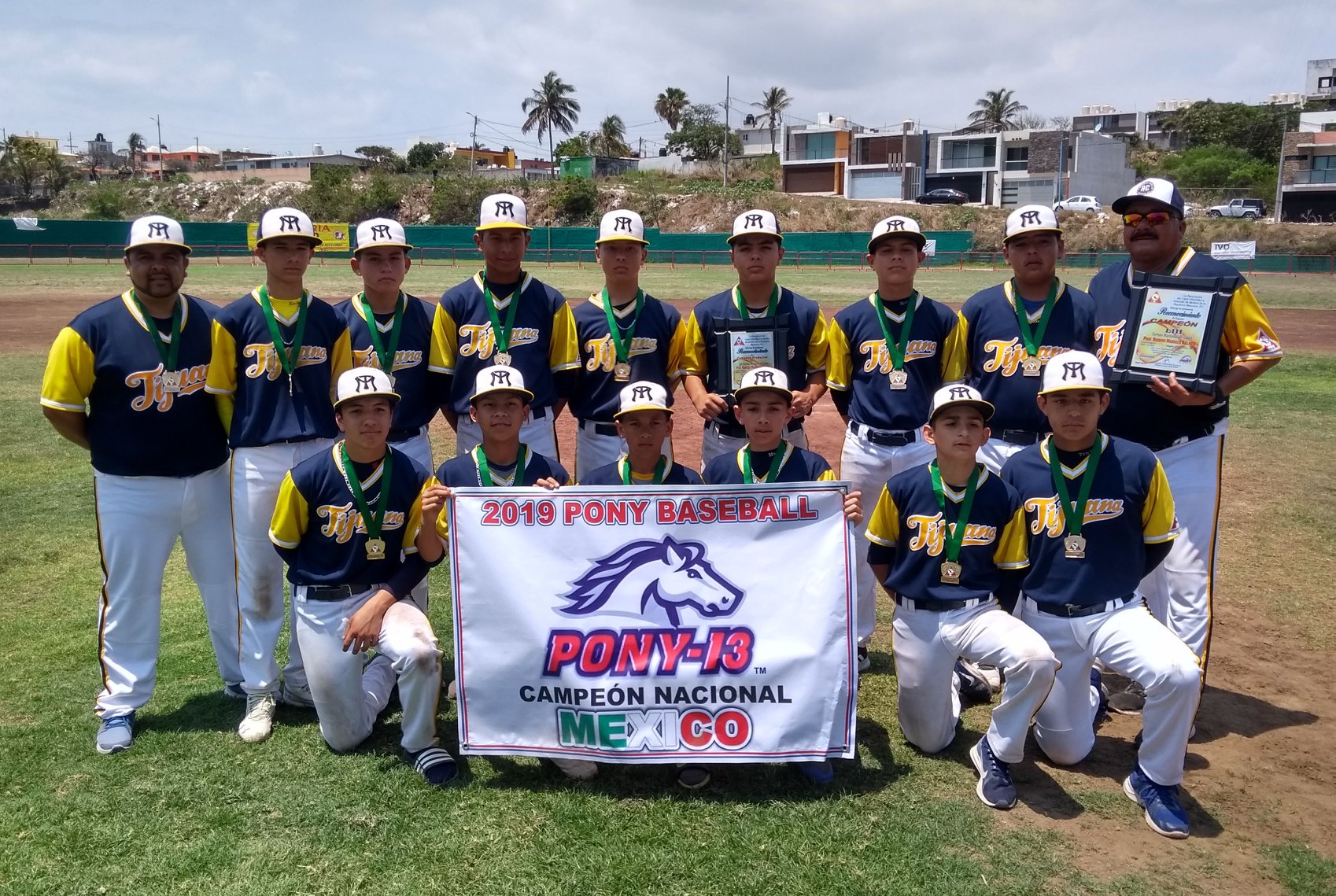 Liga Municipal de Tijuana Campeón Nacional Pony-13